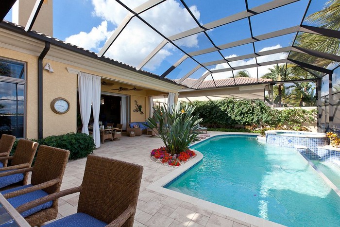 Бассейн для дачи