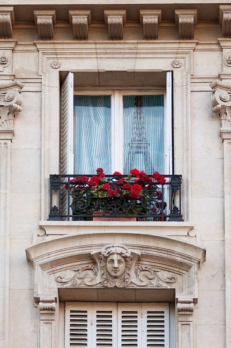 Балкончики во Франции