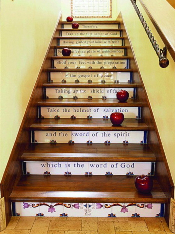 Декор лестницы в доме